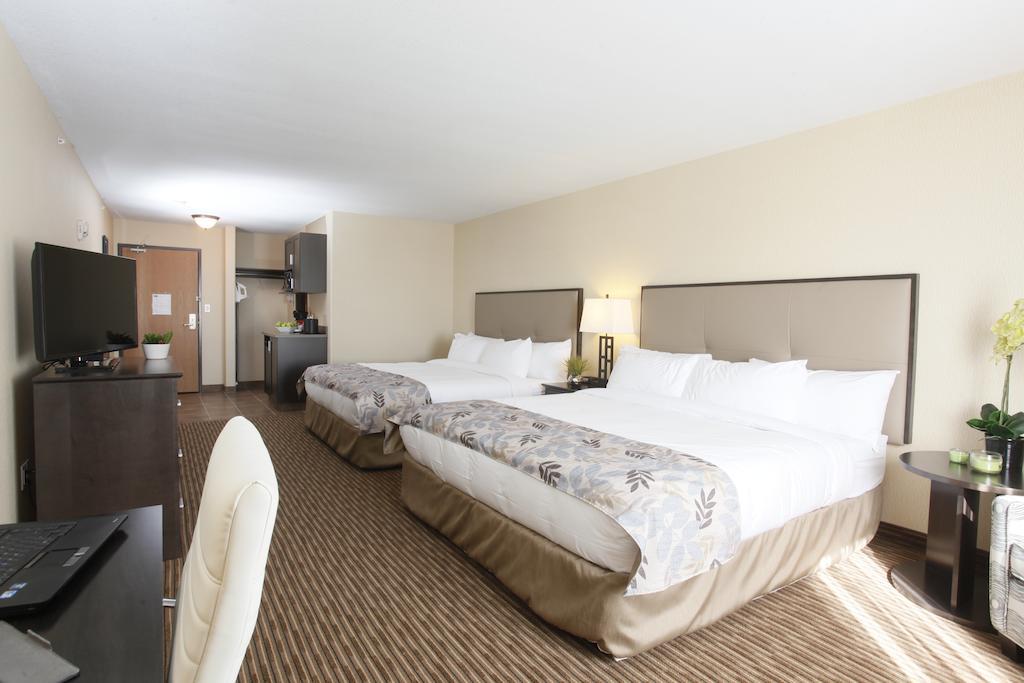 Pomeroy Inn & Suites At Olds College Δωμάτιο φωτογραφία