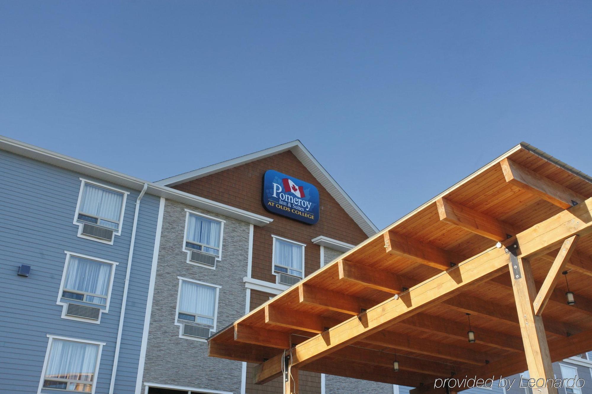 Pomeroy Inn & Suites At Olds College Εξωτερικό φωτογραφία