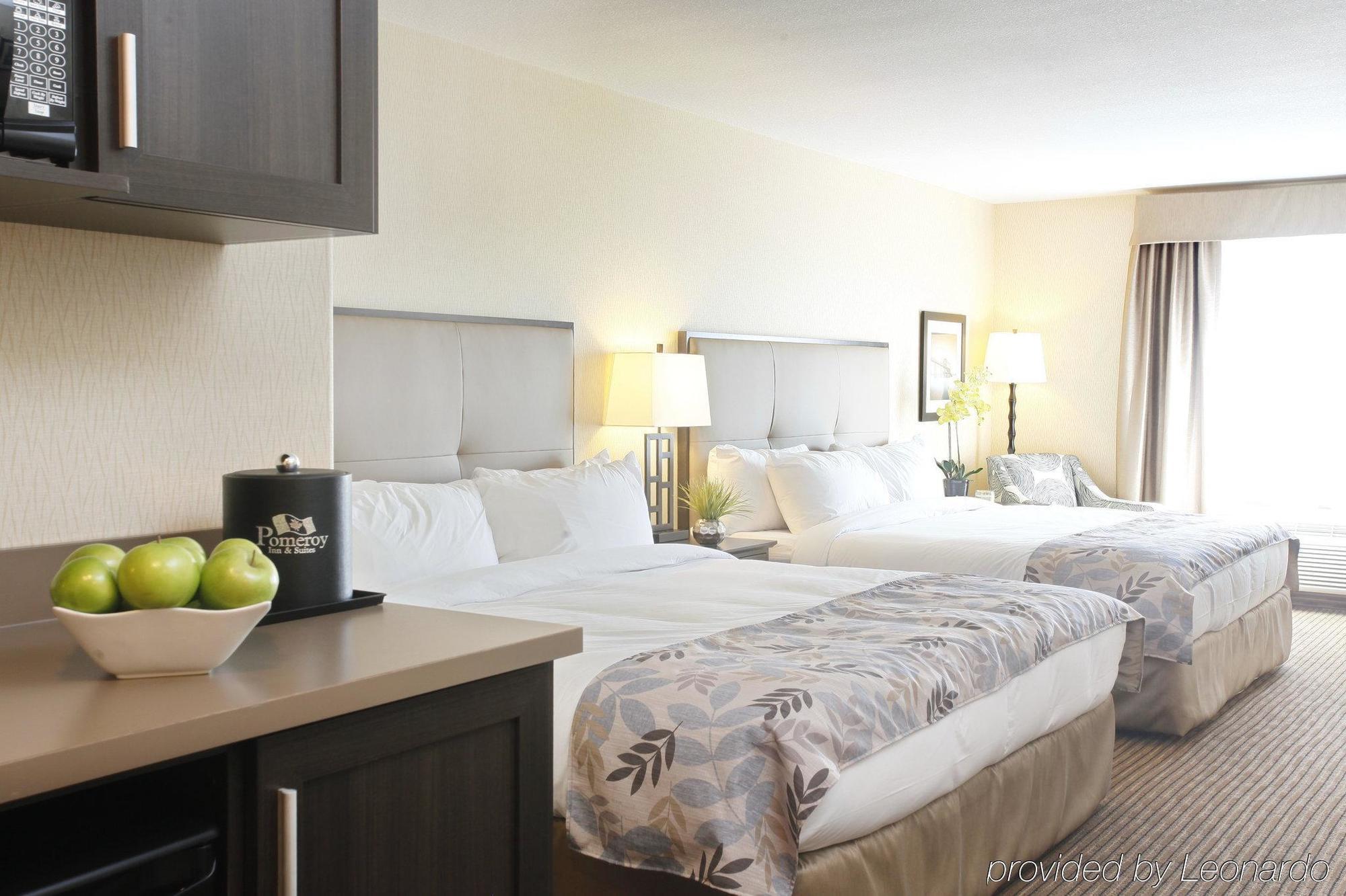 Pomeroy Inn & Suites At Olds College Εξωτερικό φωτογραφία