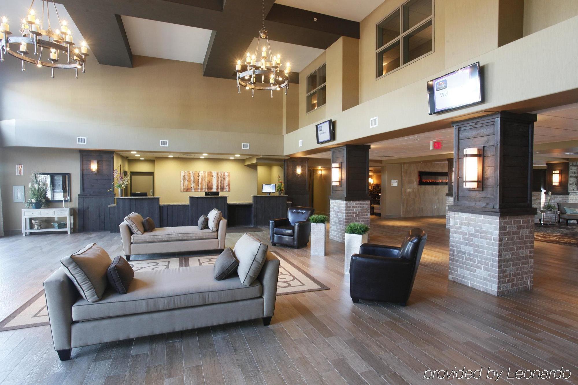 Pomeroy Inn & Suites At Olds College Εξωτερικό φωτογραφία
