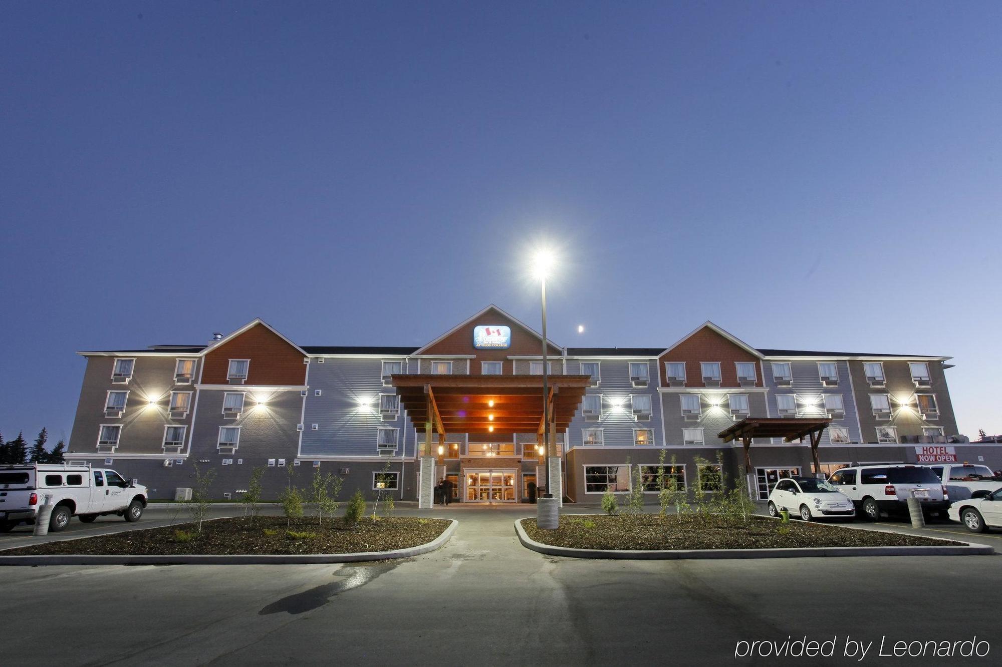 Pomeroy Inn & Suites At Olds College Εξωτερικό φωτογραφία